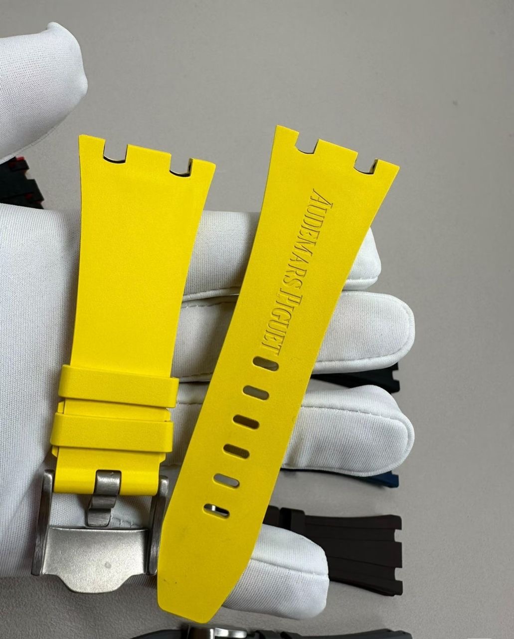 AP Signature Bracelet yellow